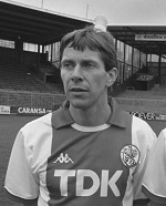 Photo of Arnold Mühren
