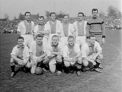 Photo of Fortuna '54 - Ajax 2 - 3 (4/22/1957)