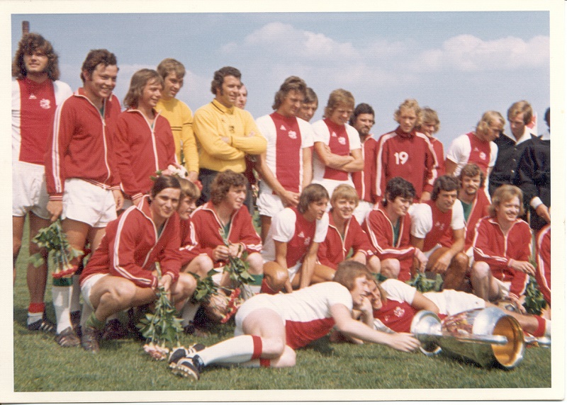 Foto van DOS '19 - Ajax 0 - 12 (14-7-1973)