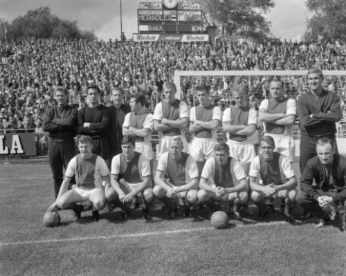 Foto van Ajax - SC Heracles 1 - 0 (26-8-1962)